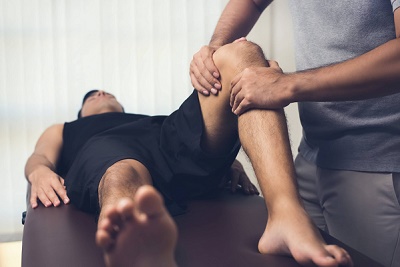 knee pain treatment specialists