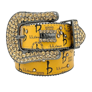 The Comeback of Oversized Belts: Bigger Is Better This Winter