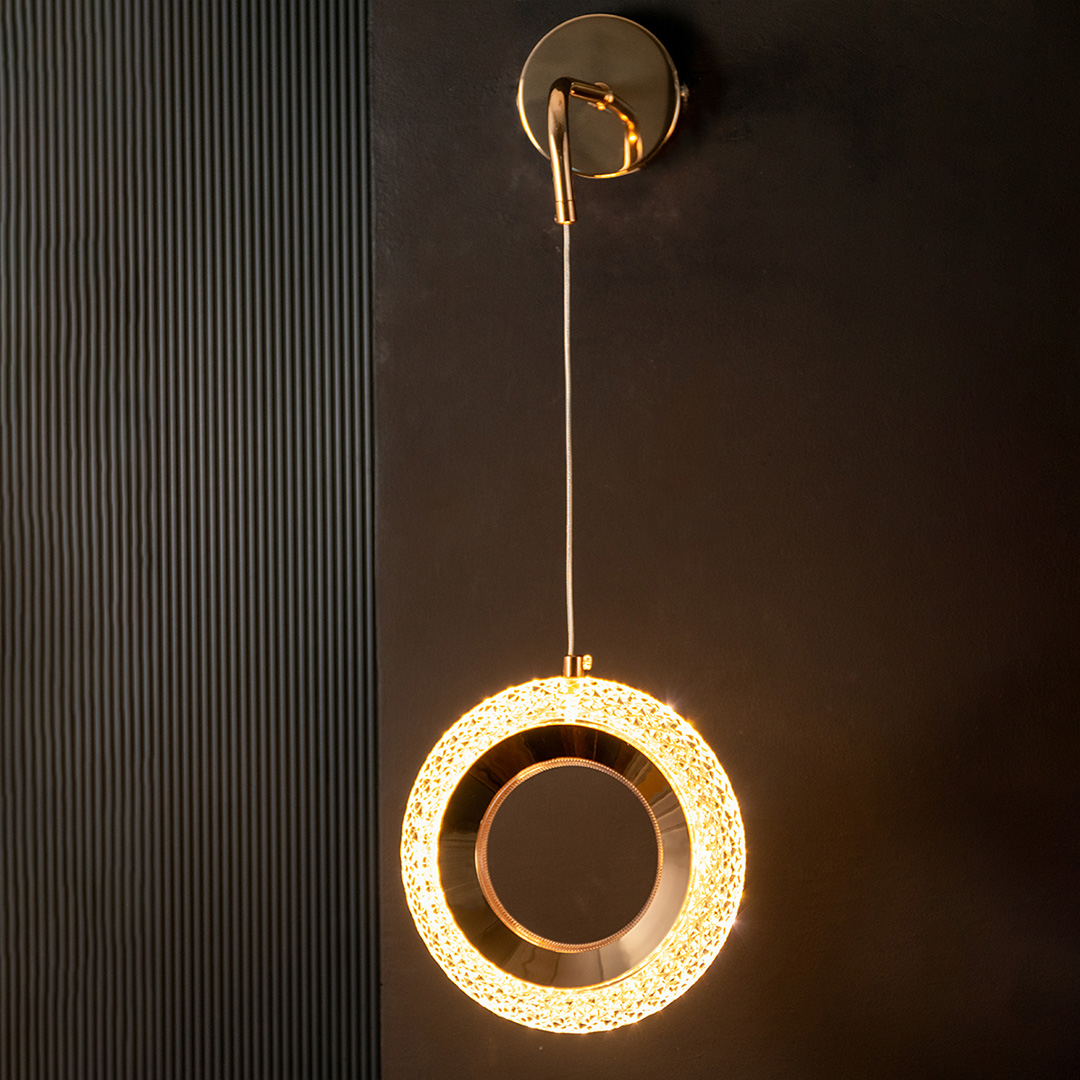 elite-gold-wall-light